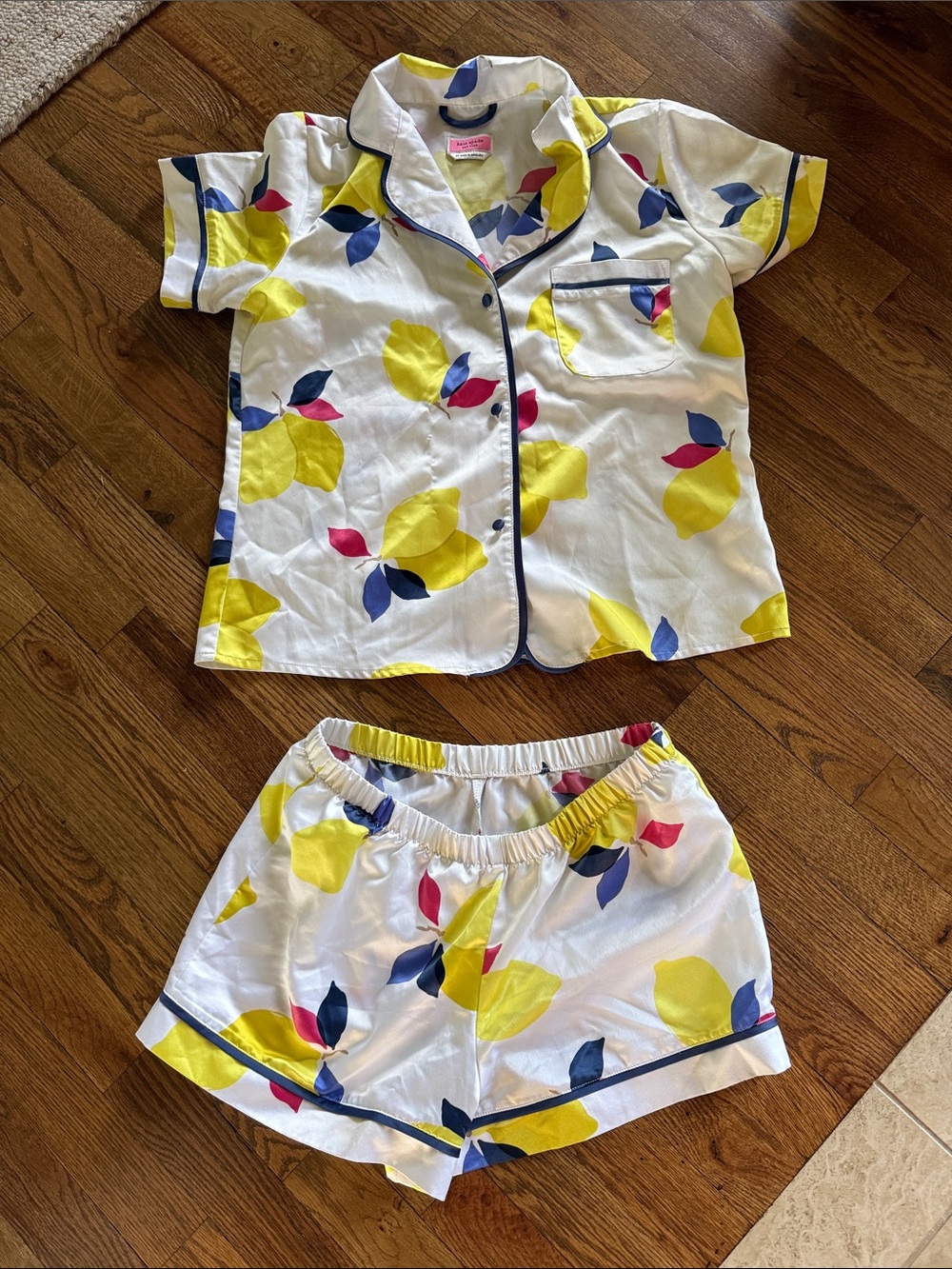Kate Spade White Lemon-Print Short Pajama Set